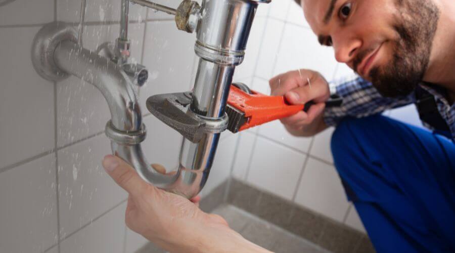 Expert burst pipe repair services in Fairfield, TX